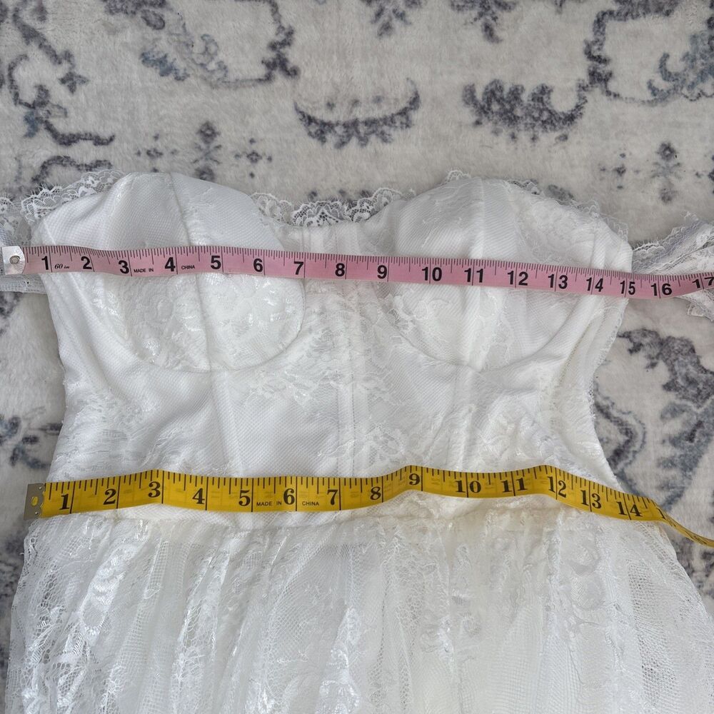 Lulu's Ivory Off-the-Shoulder Lace Bridal Gown with Lace-Up Back - Picture 5 of 8